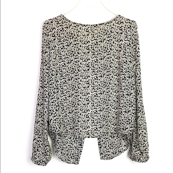 Forever21 Print Crop Back Button Top - Picture 1 of 8